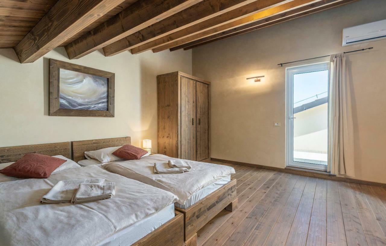 Villa Castagna Near The Sea With Private Pool And Sauna Премантура Экстерьер фото